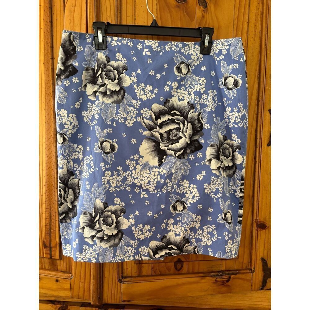 Talbots Lined Floral Print Pencil Skirt